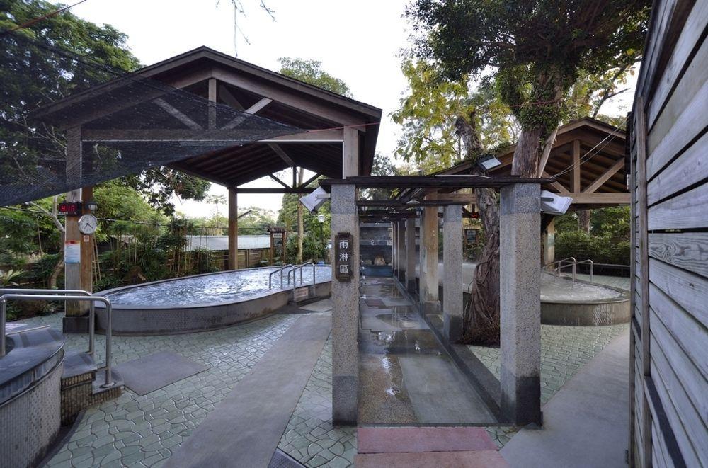 Toong Mao Spa Resort Guanziling Tainan Buitenkant foto