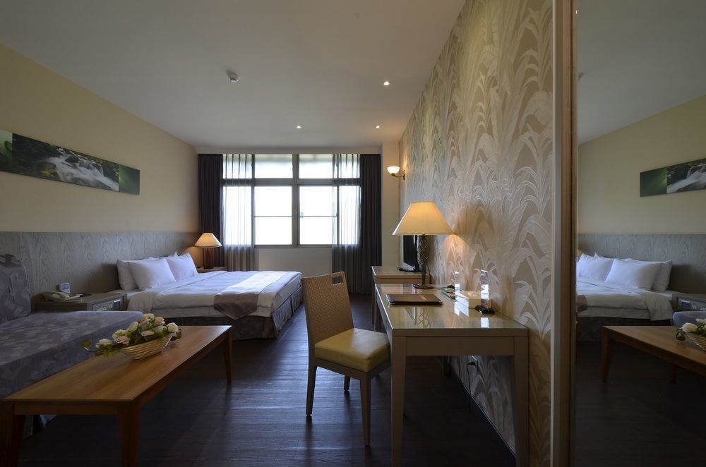 Toong Mao Spa Resort Guanziling Tainan Buitenkant foto